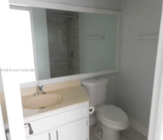 Small Image of 17038 NORTH WEST 66TH CT #17038, Hialeah Number 16