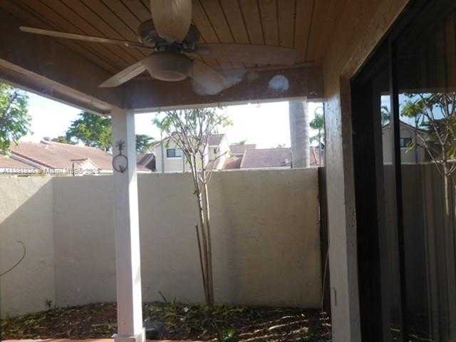 Small Image of 17038 NORTH WEST 66TH CT #17038, Hialeah Number 23