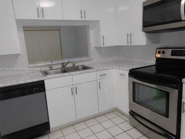 Small Image of 17038 NORTH WEST 66TH CT #17038, Hialeah Number 7