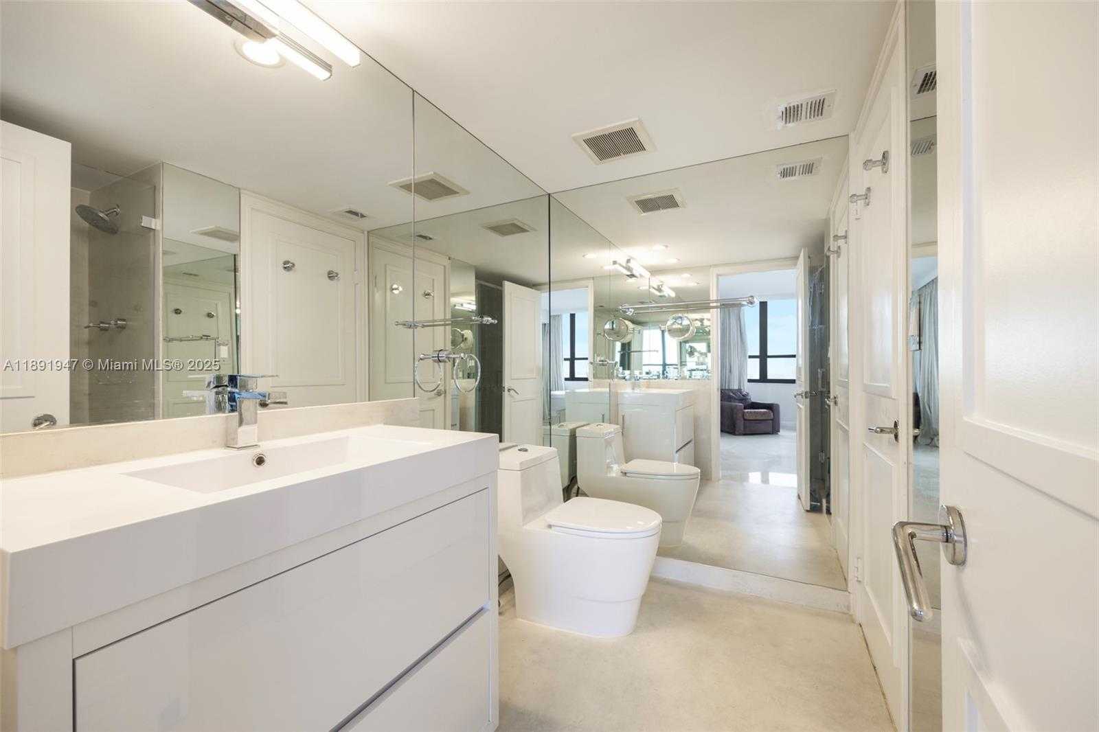 Small Image of 1 GROVE ISLE DR #A1508, Coconut Grove Number 21