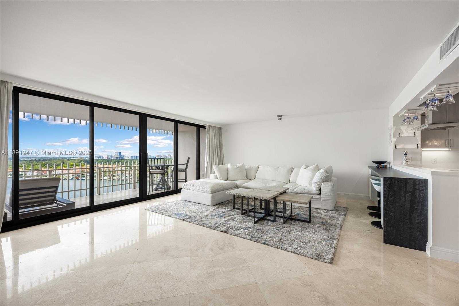 Small Image of 1 GROVE ISLE DR #A1508, Coconut Grove Number 5
