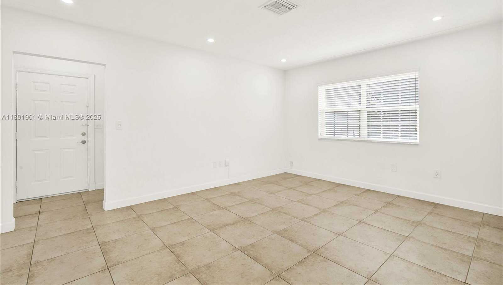 Small Image of 331 SANTANDER AVE #335, Coral Gables Number 15