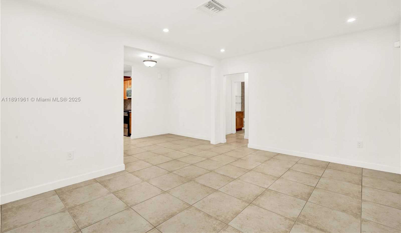 Small Image of 331 SANTANDER AVE #335, Coral Gables Number 17