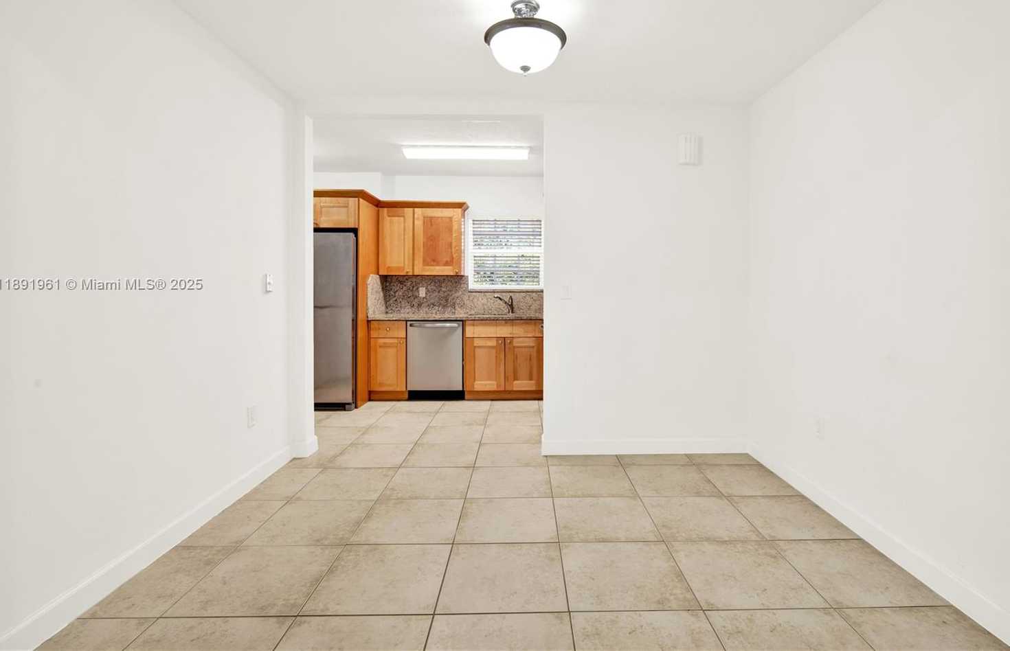 Small Image of 331 SANTANDER AVE #335, Coral Gables Number 5