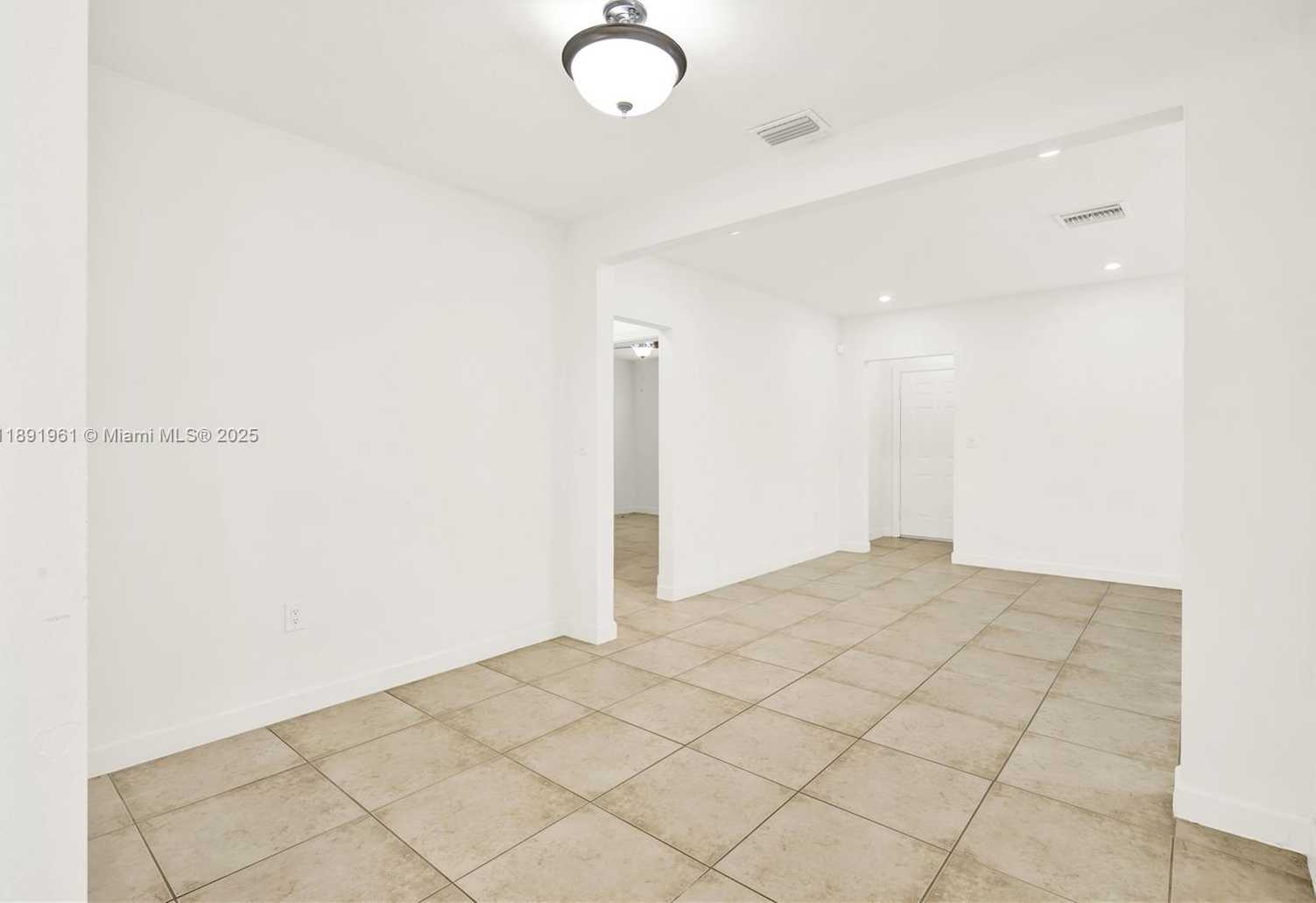 Small Image of 331 SANTANDER AVE #335, Coral Gables Number 6