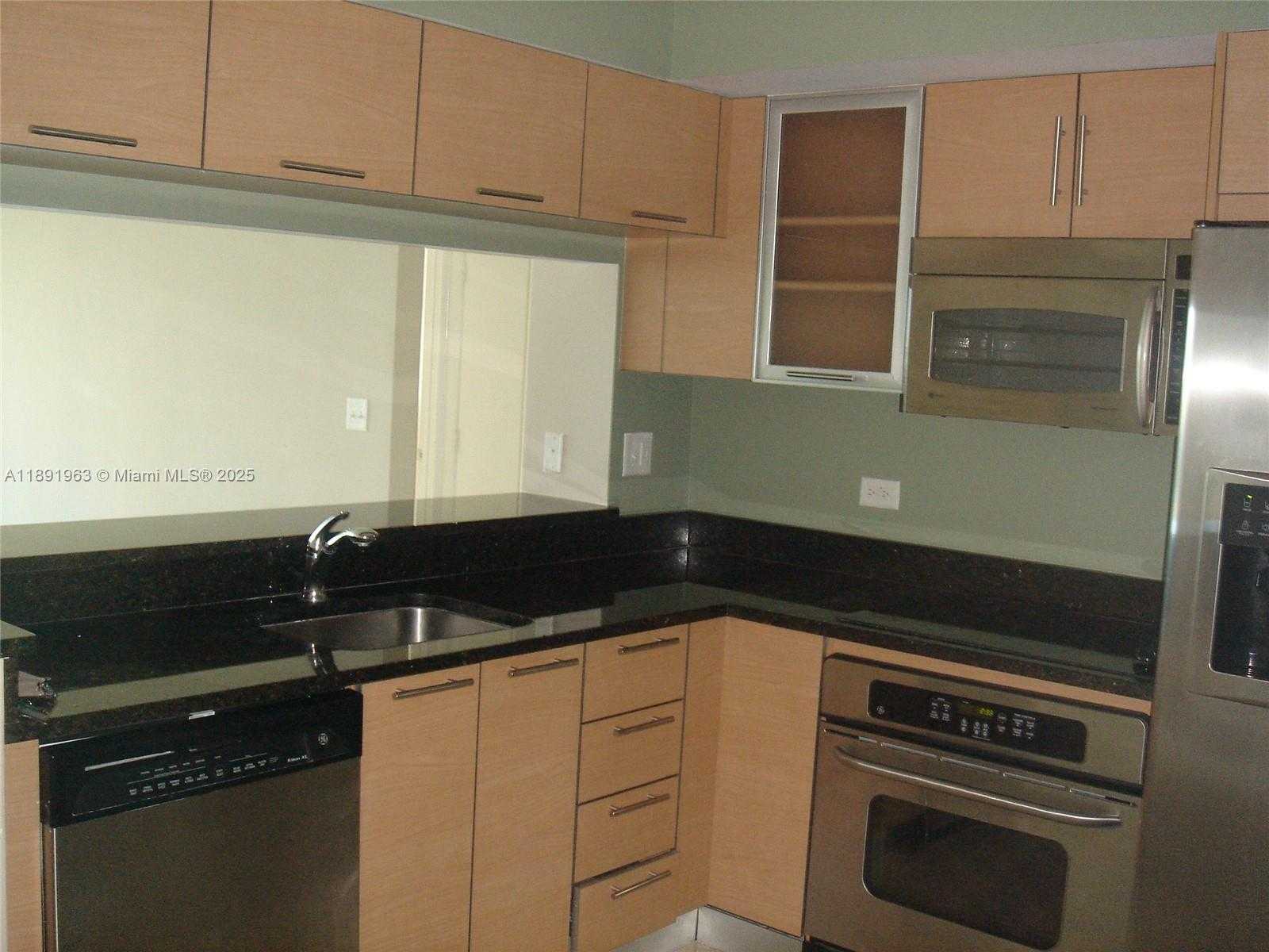 Small Image of 31 SOUTH EAST 5 ST #1210, Miami Number 1