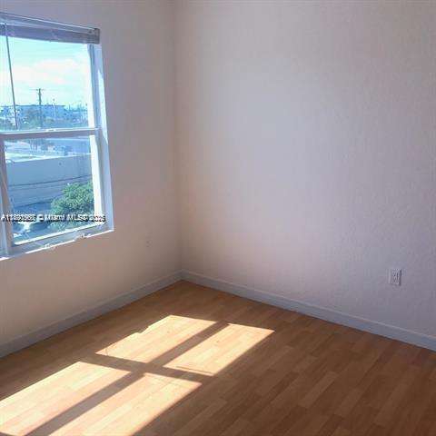 Small Image of 7326 COLLINS AVE #304, Miami Beach Number 16