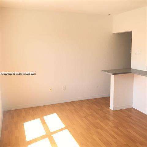 Small Image of 7326 COLLINS AVE #304, Miami Beach Number 6