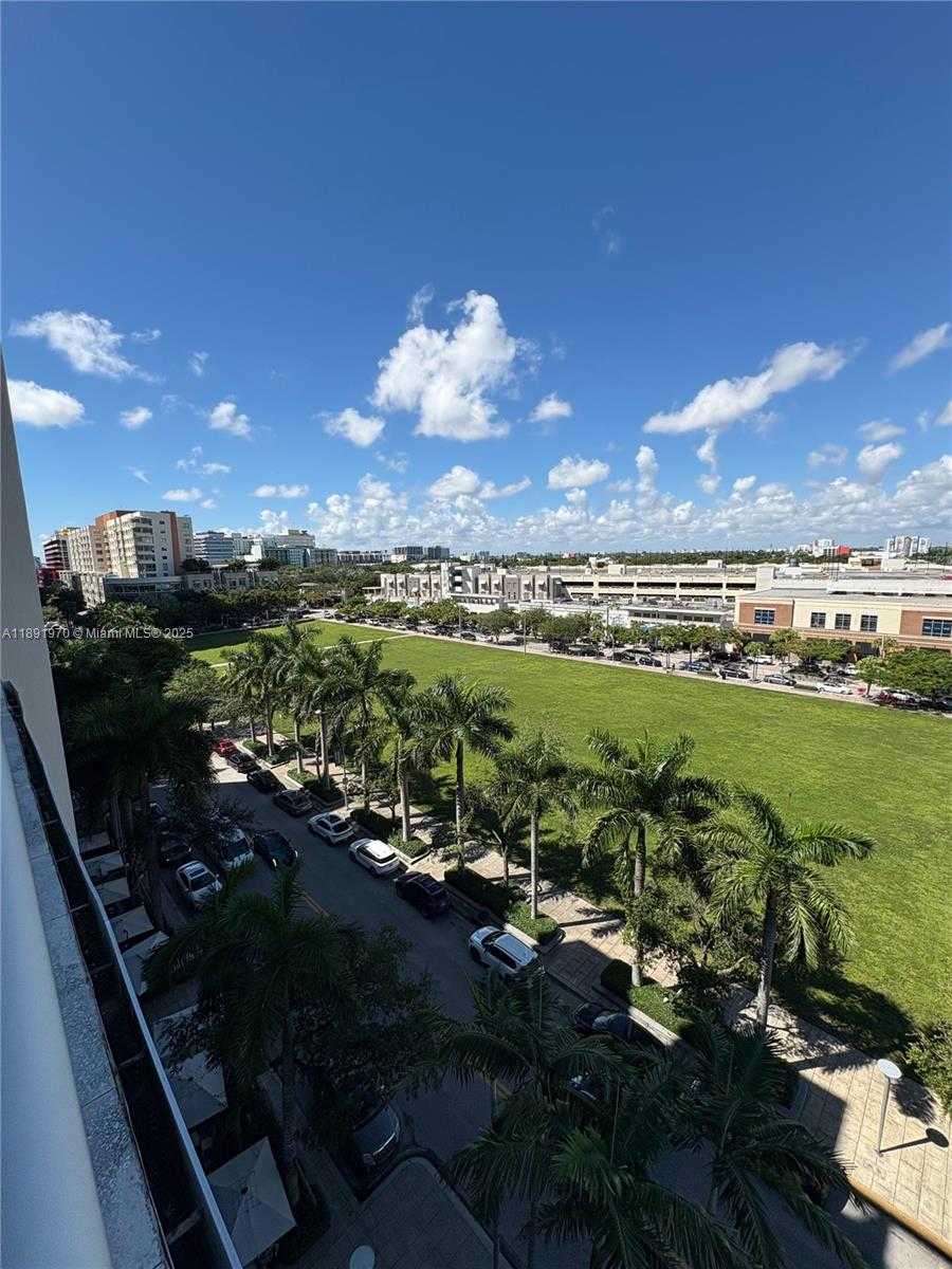 Small Image of 3470 EAST COAST AVE #H1513, Miami Number 21