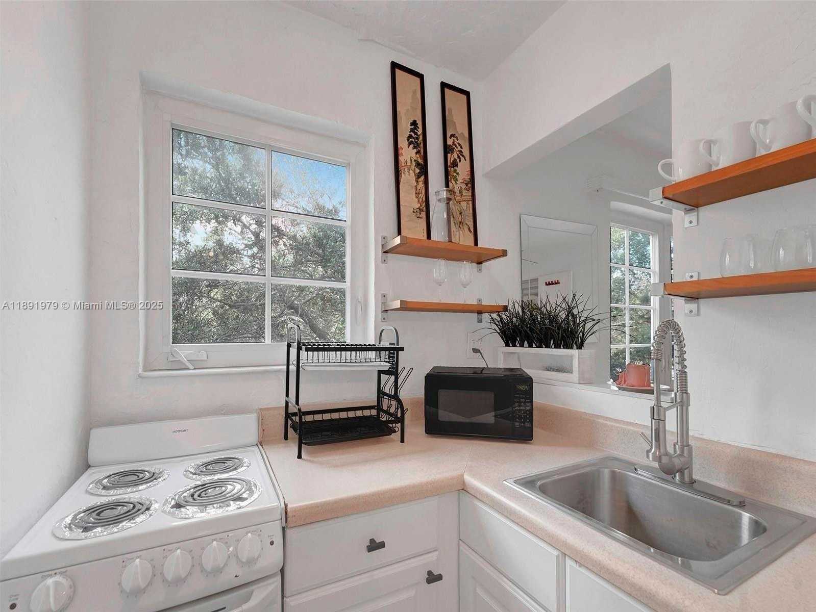 Small Image of 260 EUCLID AVE #25, Miami Beach Number 16