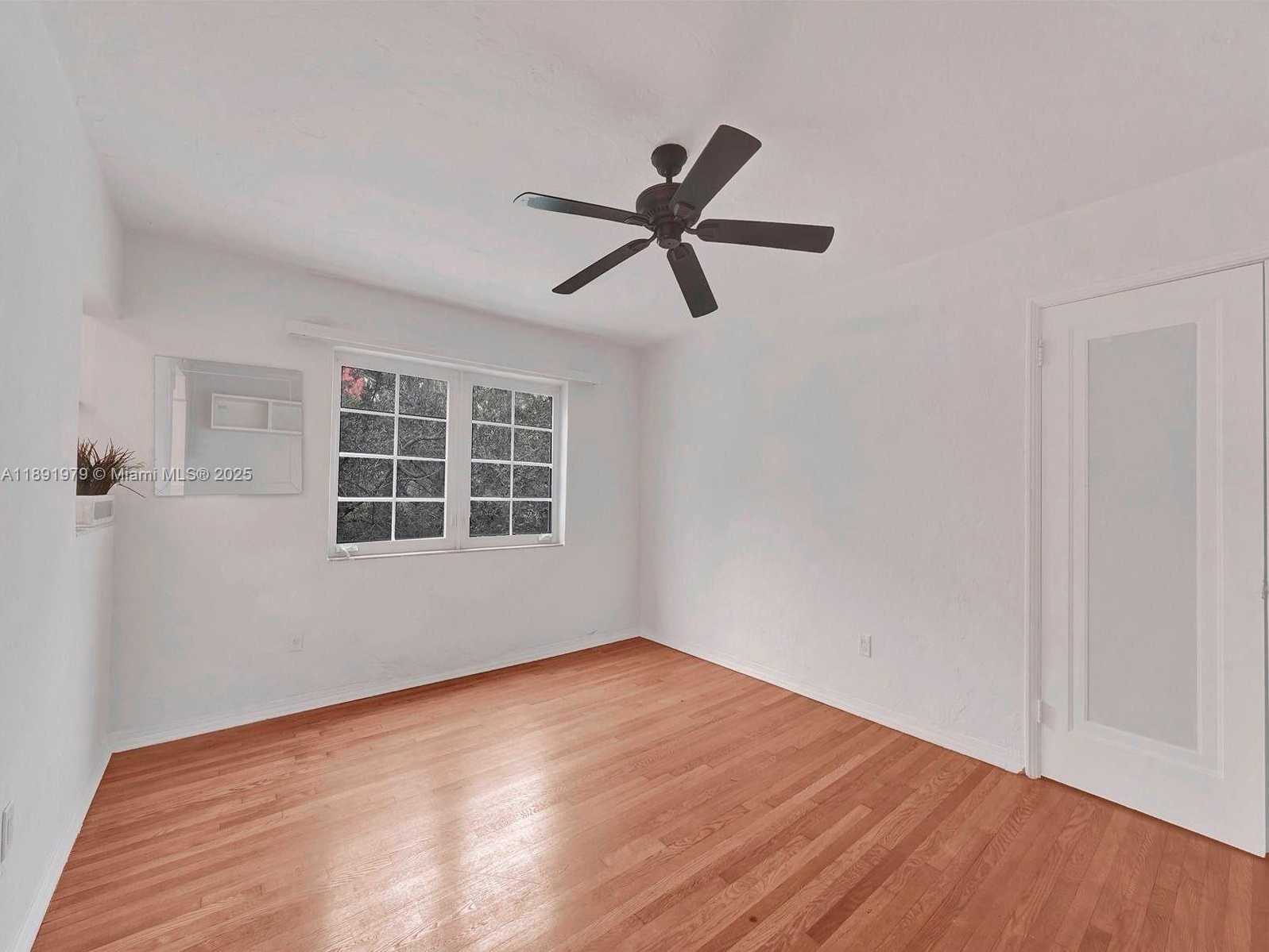 Small Image of 260 EUCLID AVE #25, Miami Beach Number 3