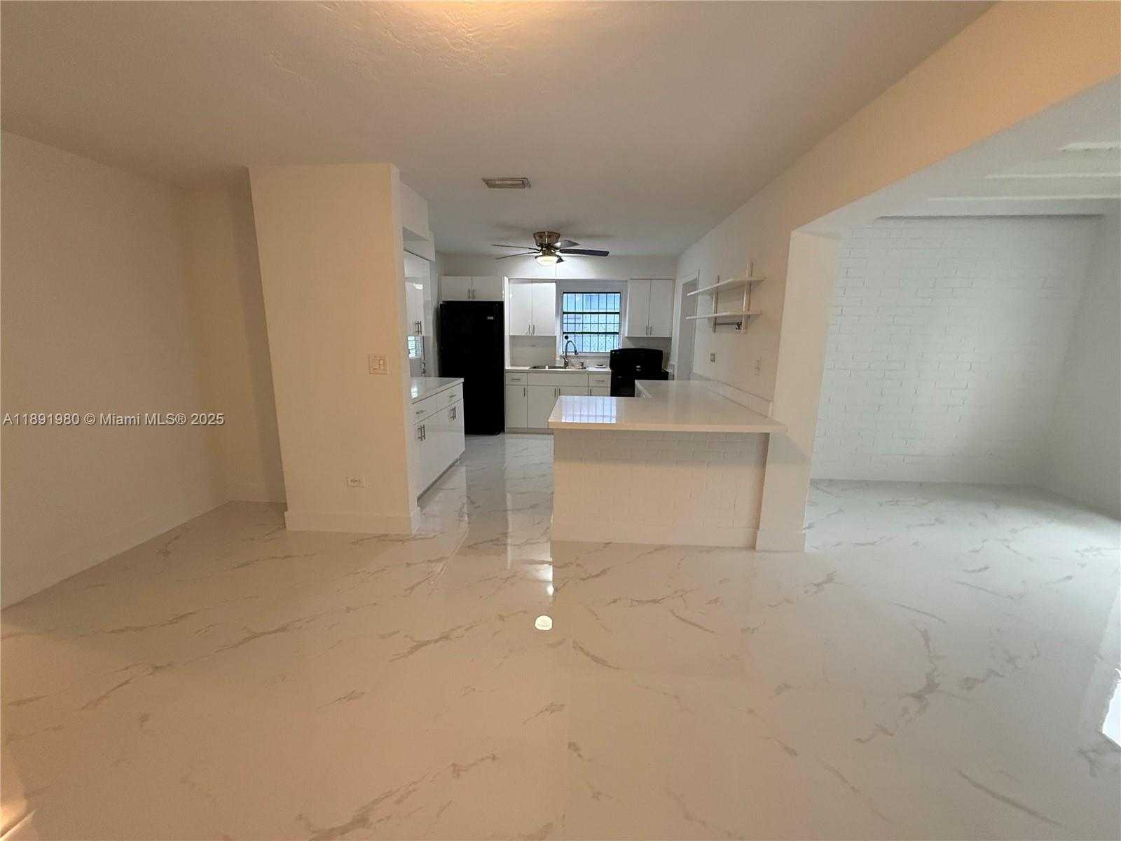 Small Image of 3211 SOUTH WEST 107TH AVE, Miami Number 8