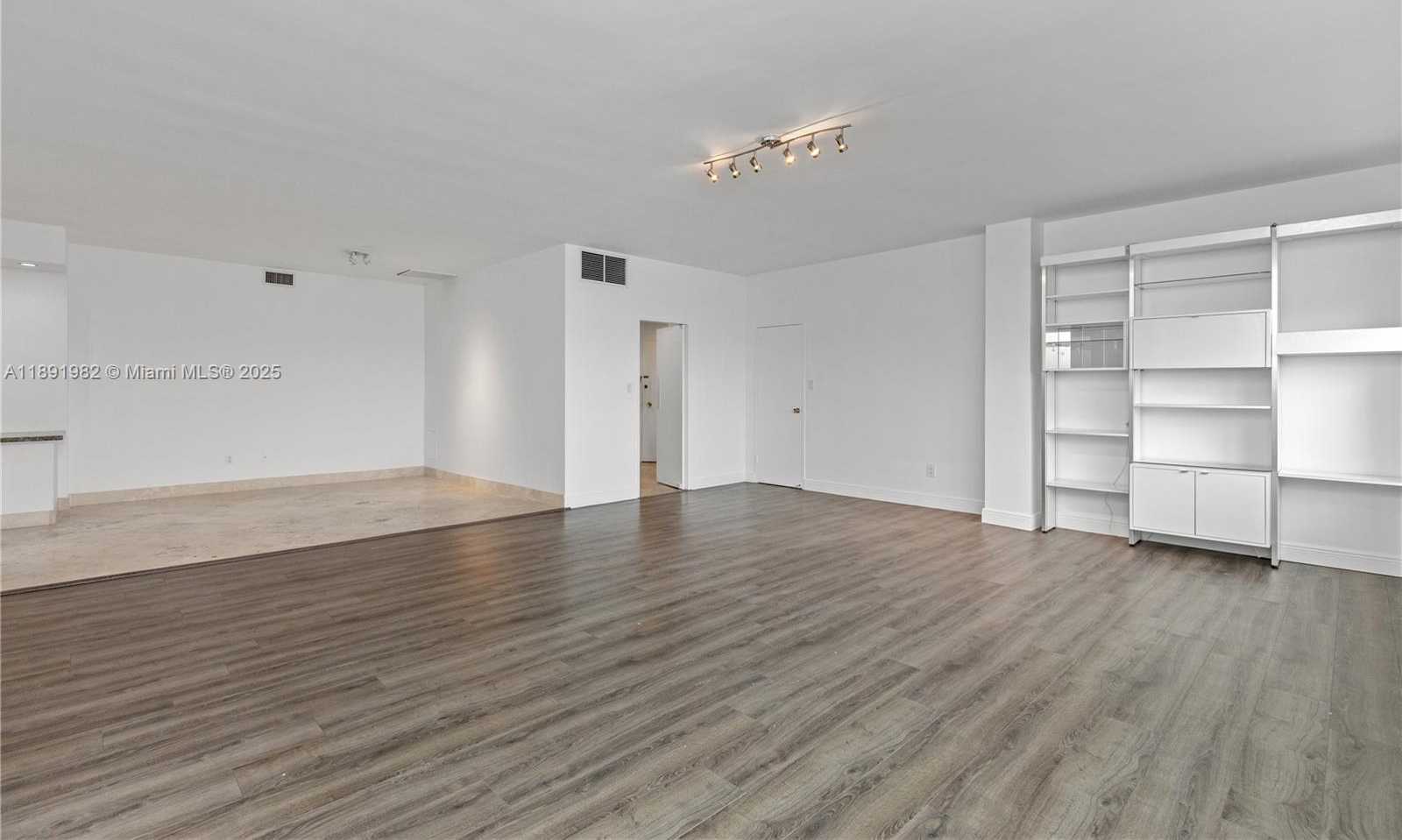 Small Image of 4925 COLLINS AVE #6G, Miami Beach Number 29