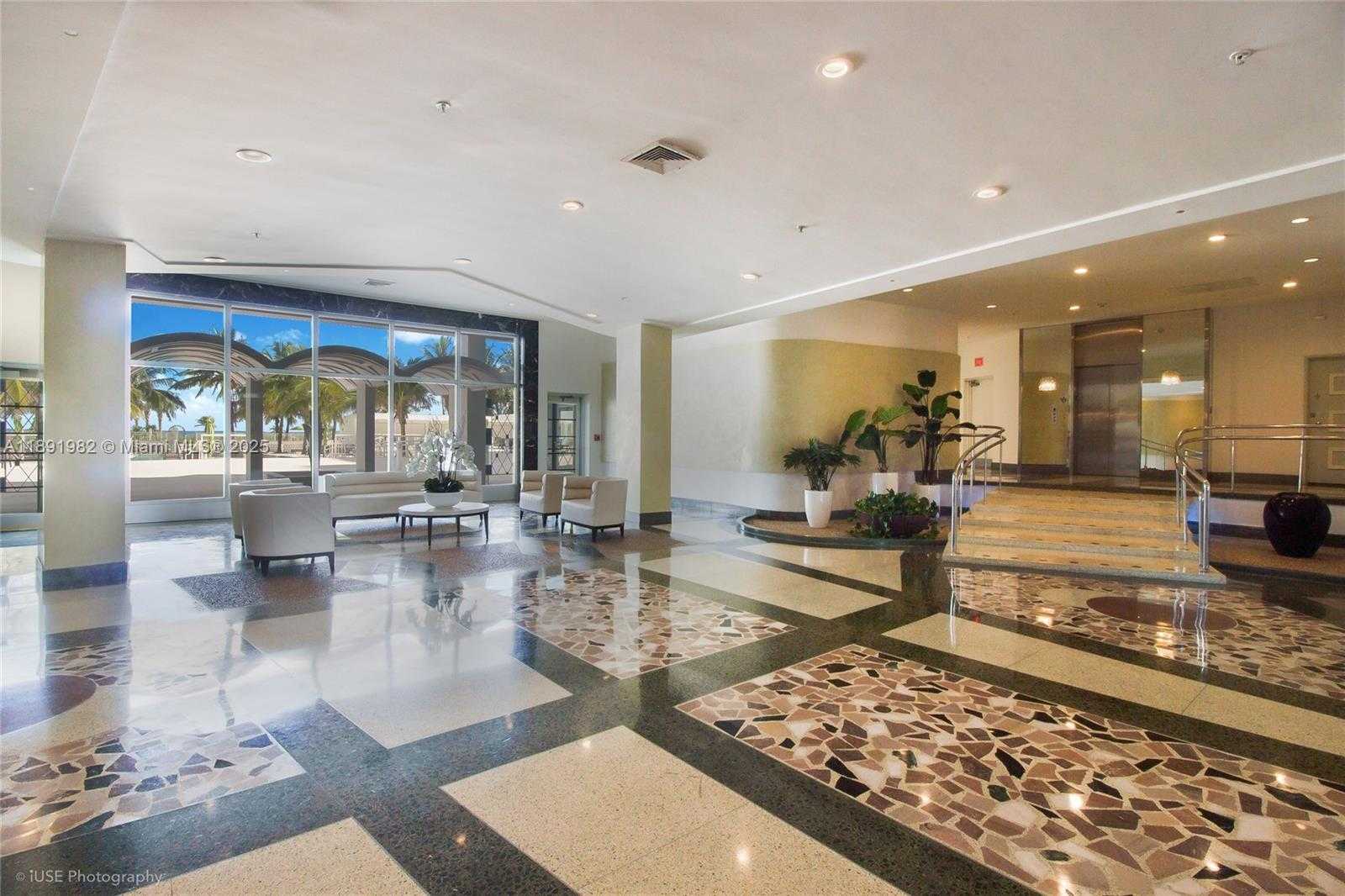 Small Image of 4925 COLLINS AVE #6G, Miami Beach Number 3