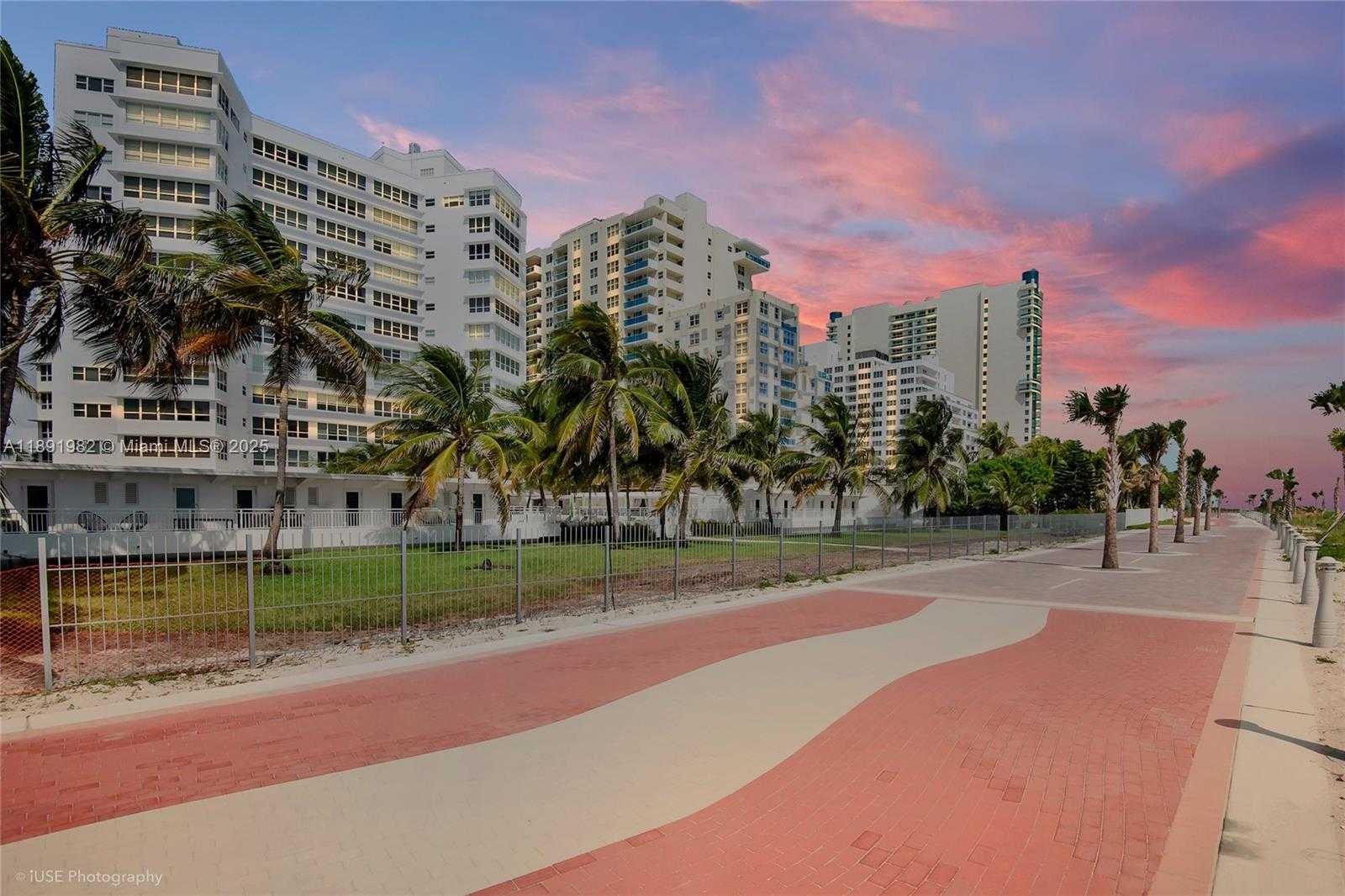 Small Image of 4925 COLLINS AVE #6G, Miami Beach Number 40