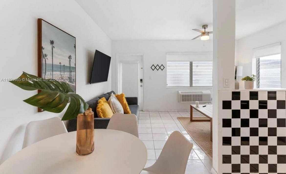 Small Image of 7721 HARDING AVE #8, Miami Beach Number 9