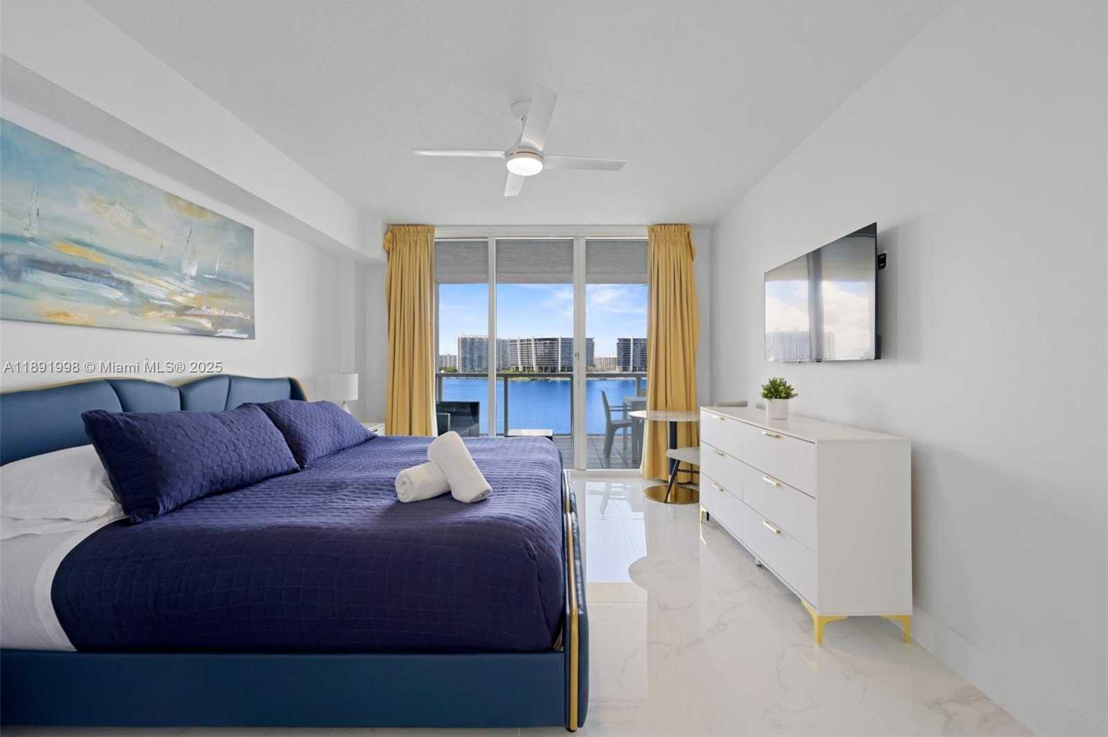 Small Image of 18100 NORTH BAY RD #708, Sunny Isles Beach Number 14