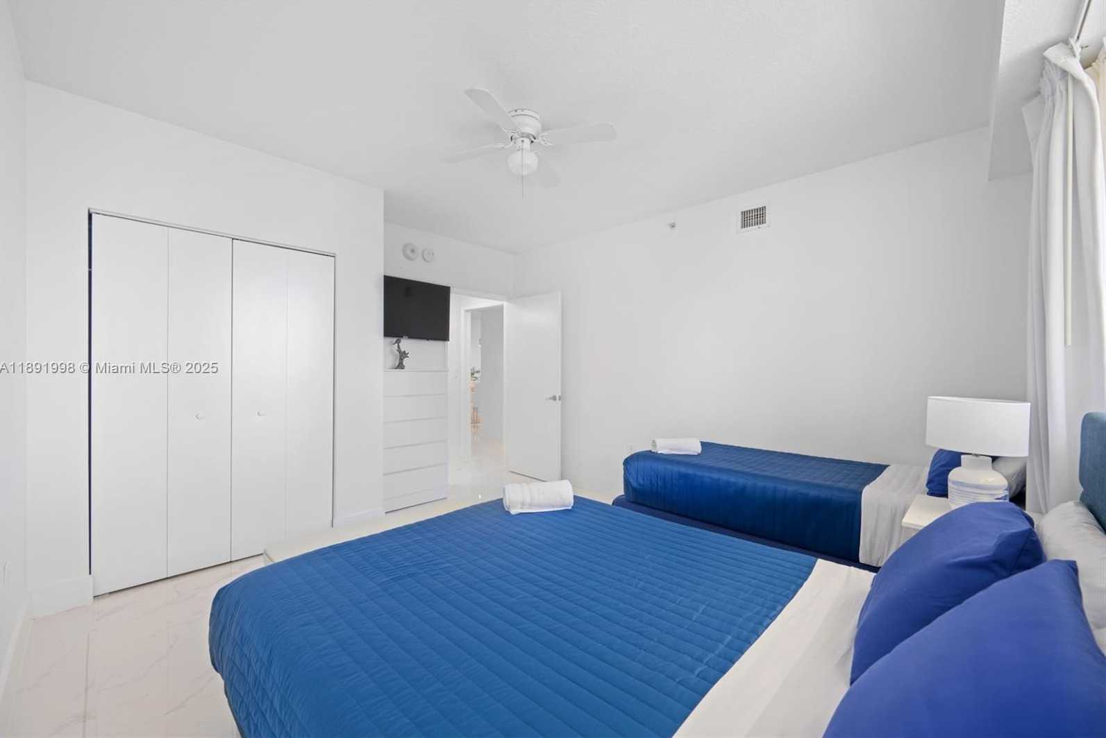 Small Image of 18100 NORTH BAY RD #708, Sunny Isles Beach Number 20