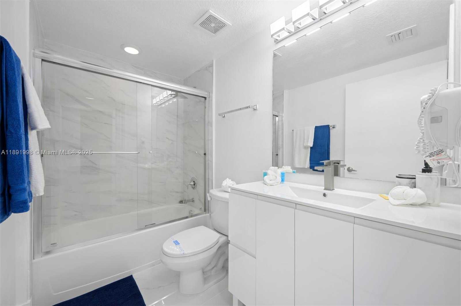 Small Image of 18100 NORTH BAY RD #708, Sunny Isles Beach Number 21