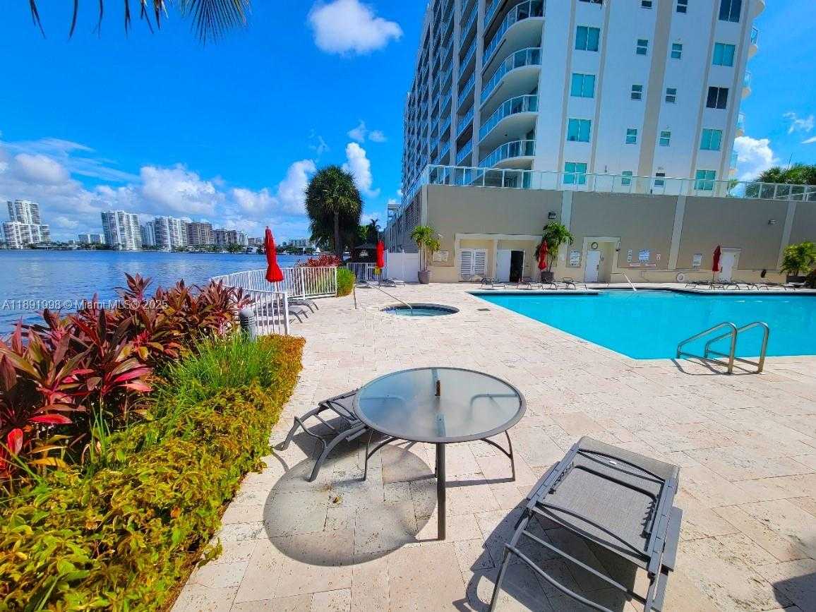 Small Image of 18100 NORTH BAY RD #708, Sunny Isles Beach Number 25
