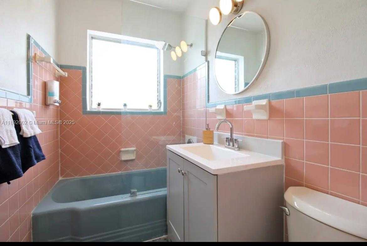Small Image of 7721 HARDING AVE #9, Miami Beach Number 10