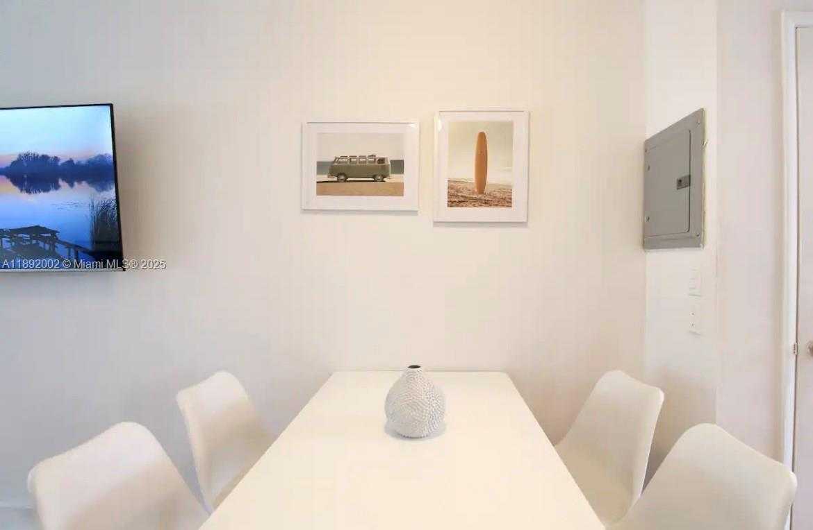 Small Image of 7721 HARDING AVE #9, Miami Beach Number 7