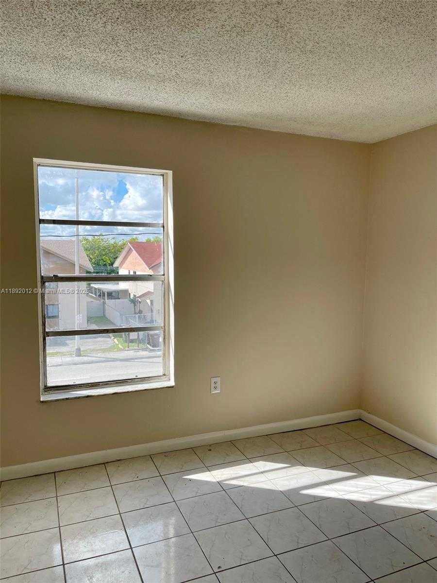 Small Image of 1725 WEST 60TH ST #F304, Hialeah Number 16