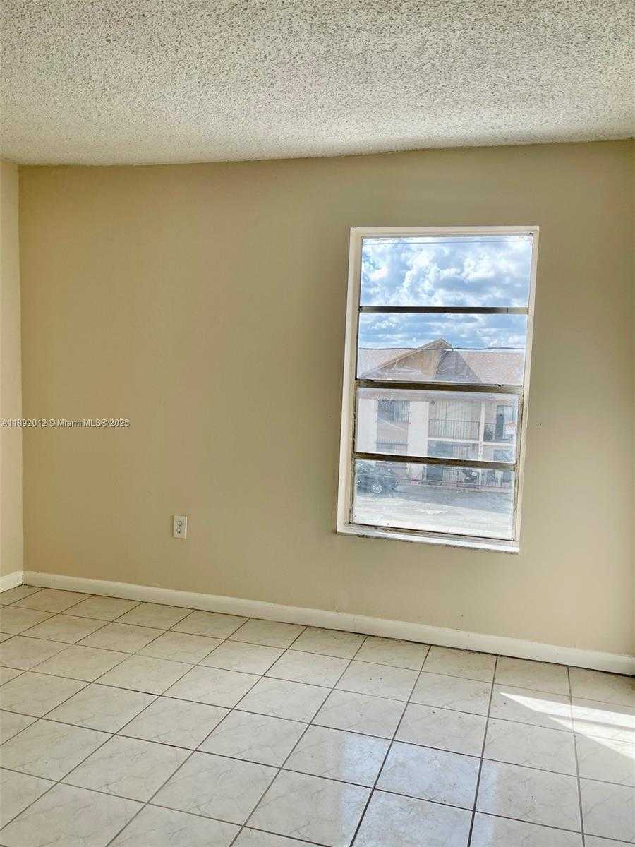 Small Image of 1725 WEST 60TH ST #F304, Hialeah Number 17