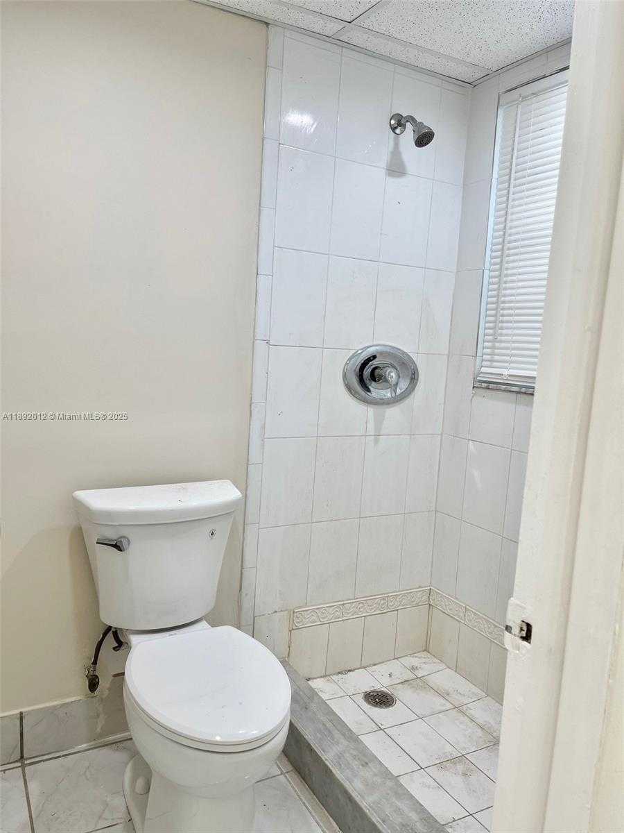 Small Image of 1725 WEST 60TH ST #F304, Hialeah Number 19