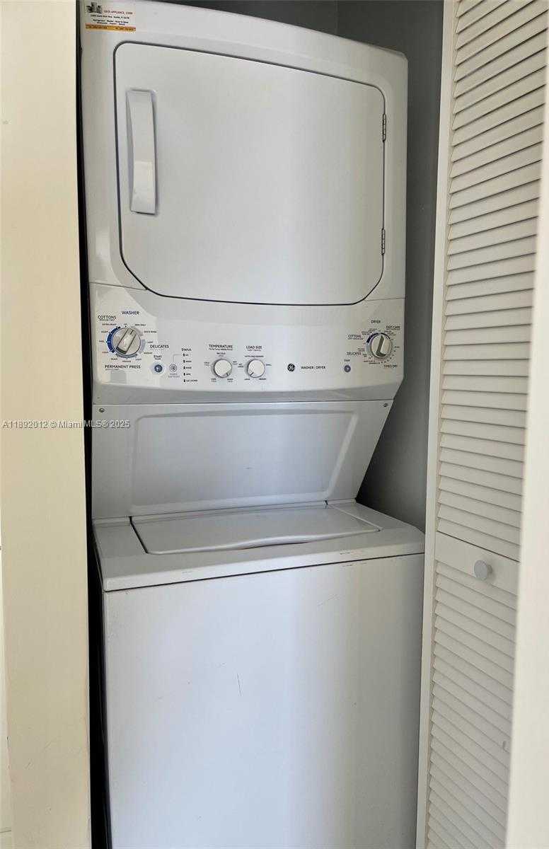 Small Image of 1725 WEST 60TH ST #F304, Hialeah Number 20
