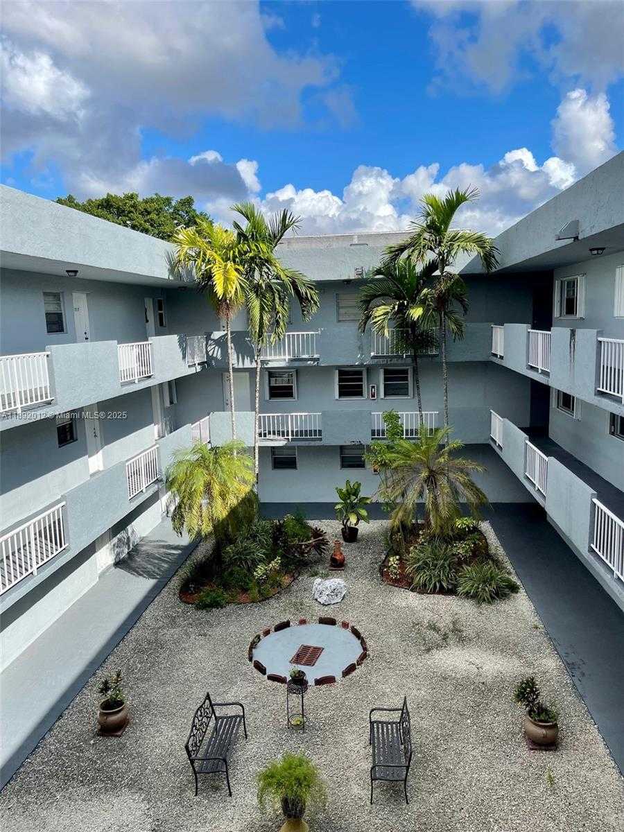 Small Image of 1725 WEST 60TH ST #F304, Hialeah Number 7