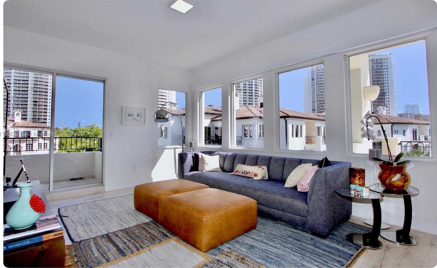 Small Image of 3500 ISLAND BLVD #DPH01, Aventura Number 16