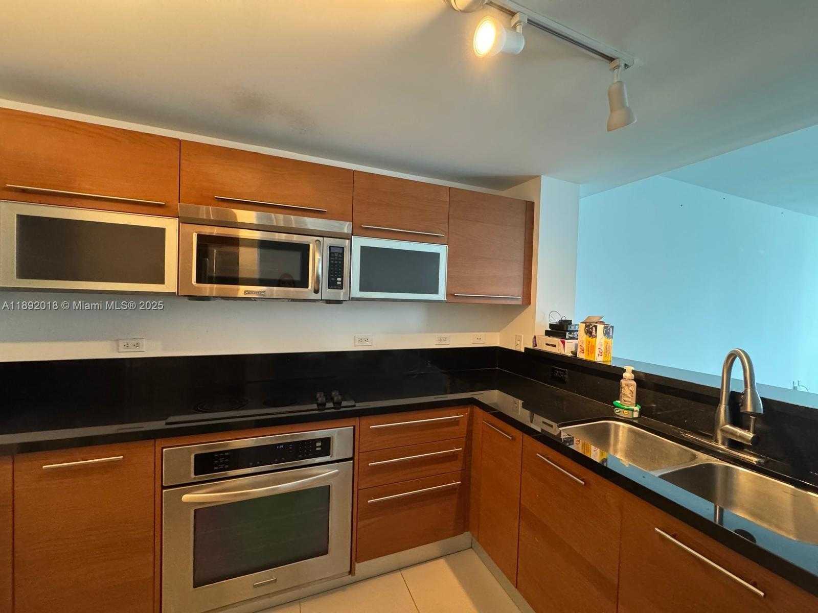 Small Image of 253 NORTH EAST 2ND ST #2806, Miami Number 2