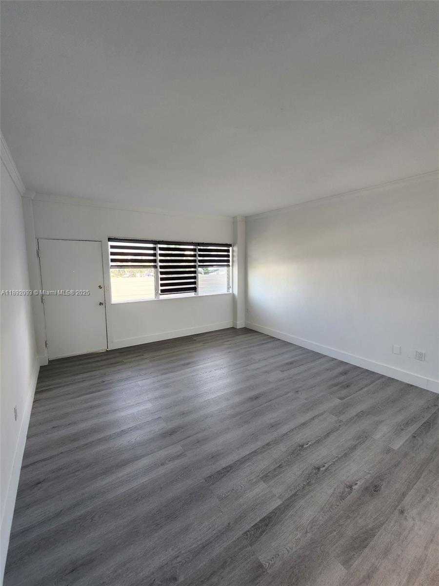 Small Image of 2101 NORMANDY DR #312, Miami Beach Number 32