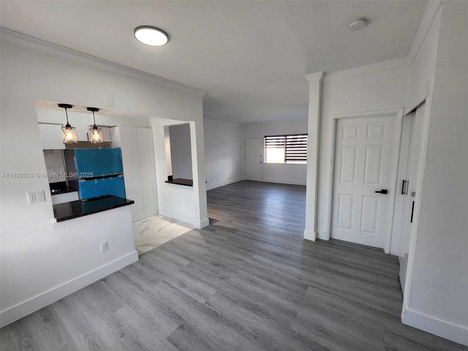 Small Image of 2101 NORMANDY DR #312, Miami Beach Number 34