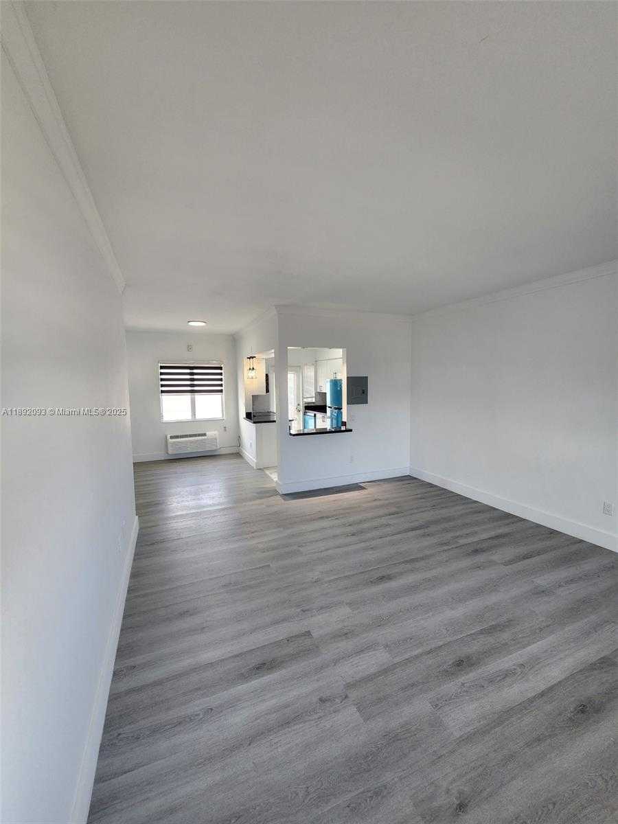 Small Image of 2101 NORMANDY DR #312, Miami Beach Number 40