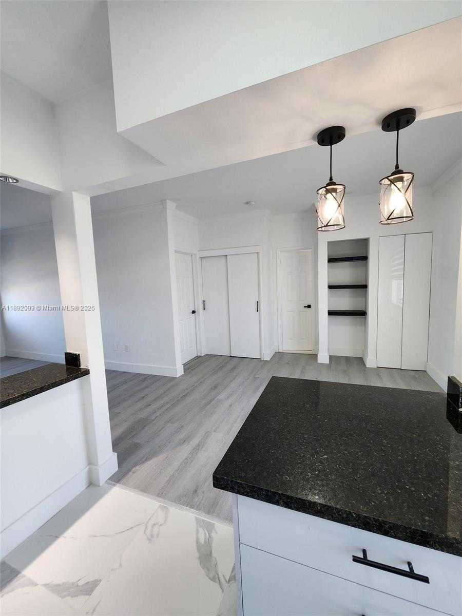 Small Image of 2101 NORMANDY DR #312, Miami Beach Number 41
