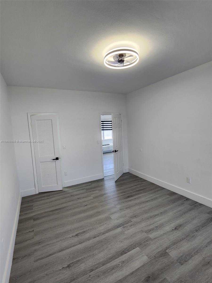 Small Image of 2101 NORMANDY DR #312, Miami Beach Number 48