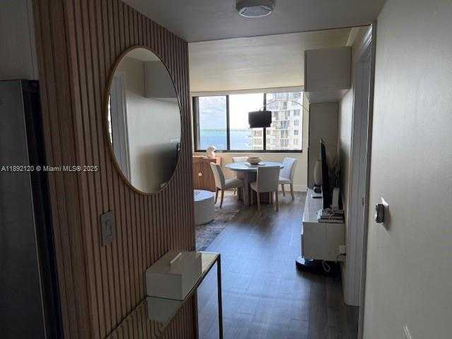 Small Image of 540 BRICKELL KEY DR #1205, Miami Number 4