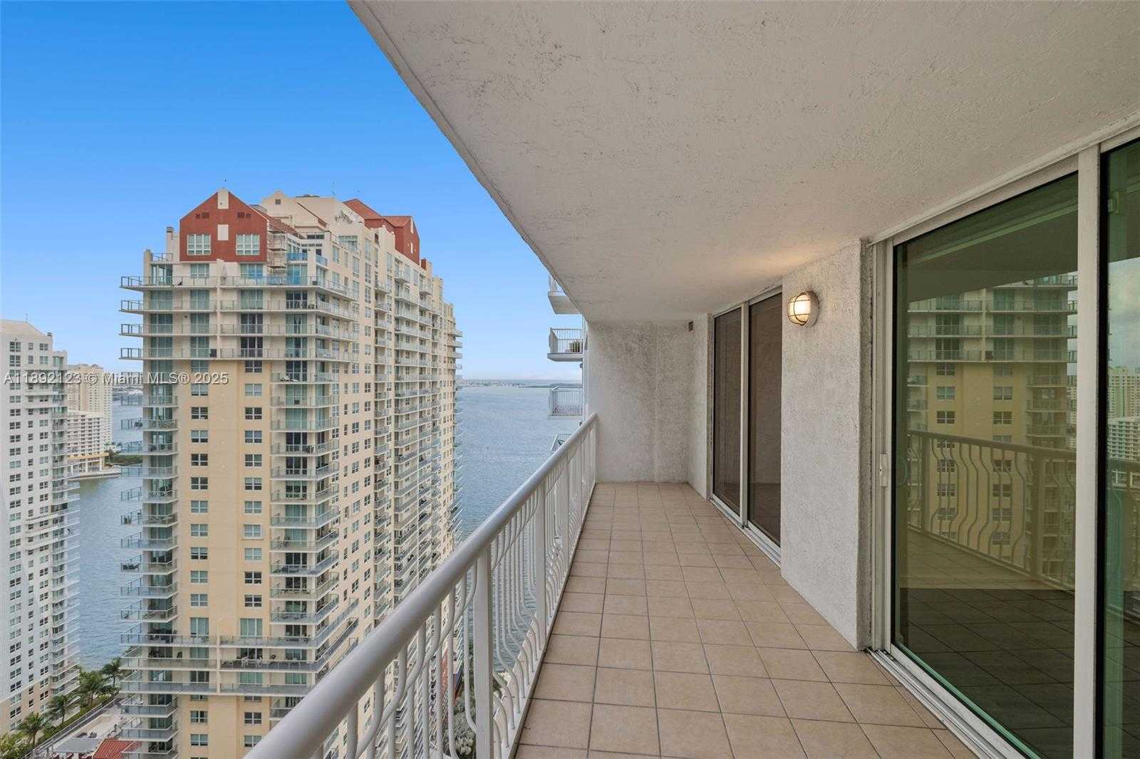 Small Image of 1200 BRICKELL BAY DR #3206, Miami Number 20