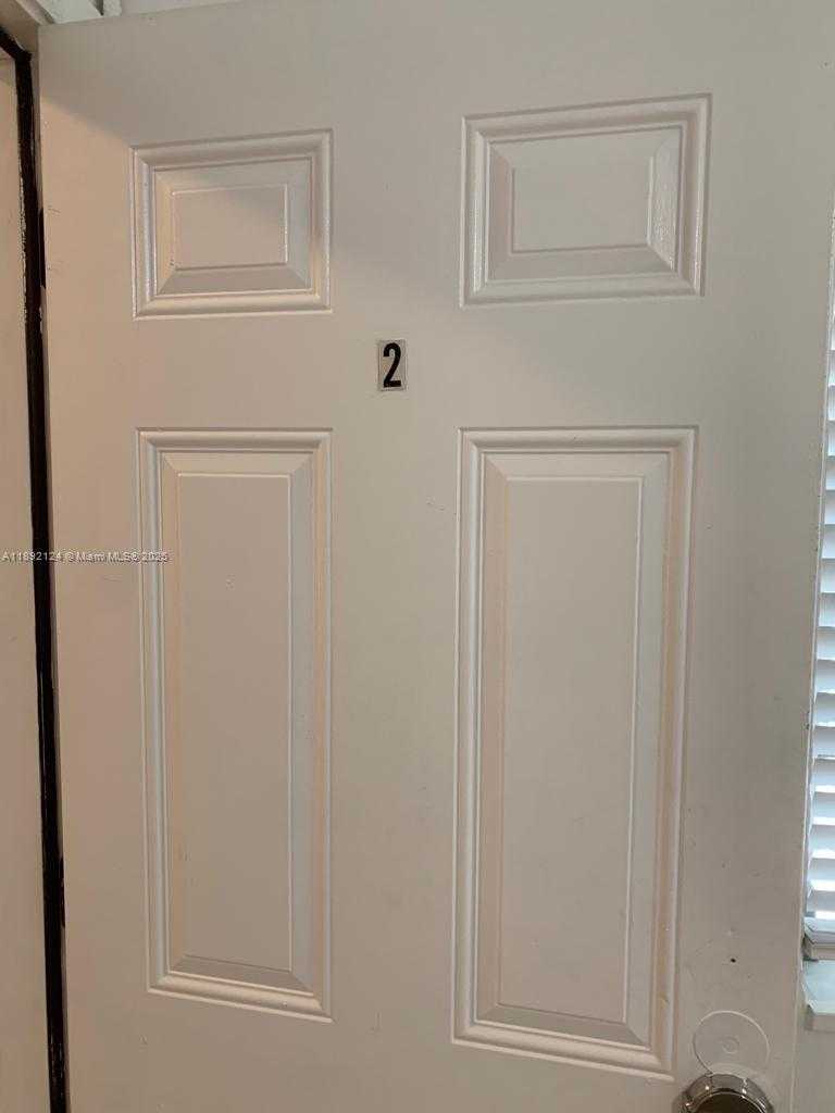 Small Image of 545 MICHIGAN AVE #2, Miami Beach Number 12