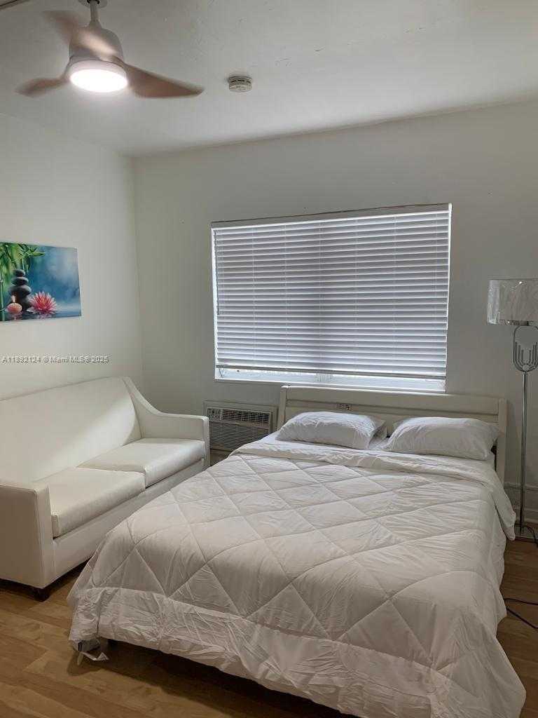Small Image of 545 MICHIGAN AVE #2, Miami Beach Number 6