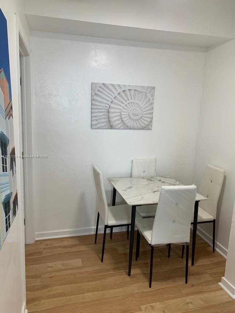 Small Image of 545 MICHIGAN AVE #2, Miami Beach Number 9