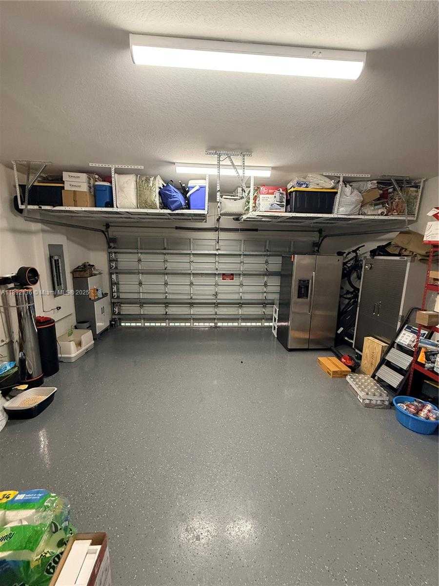 Small Image of 8640 NORTH WEST 101ST PL #8640, Doral Number 33