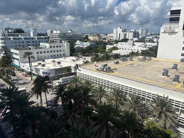 Small Image of 100 LINCOLN RD #902, Miami Beach Number 2