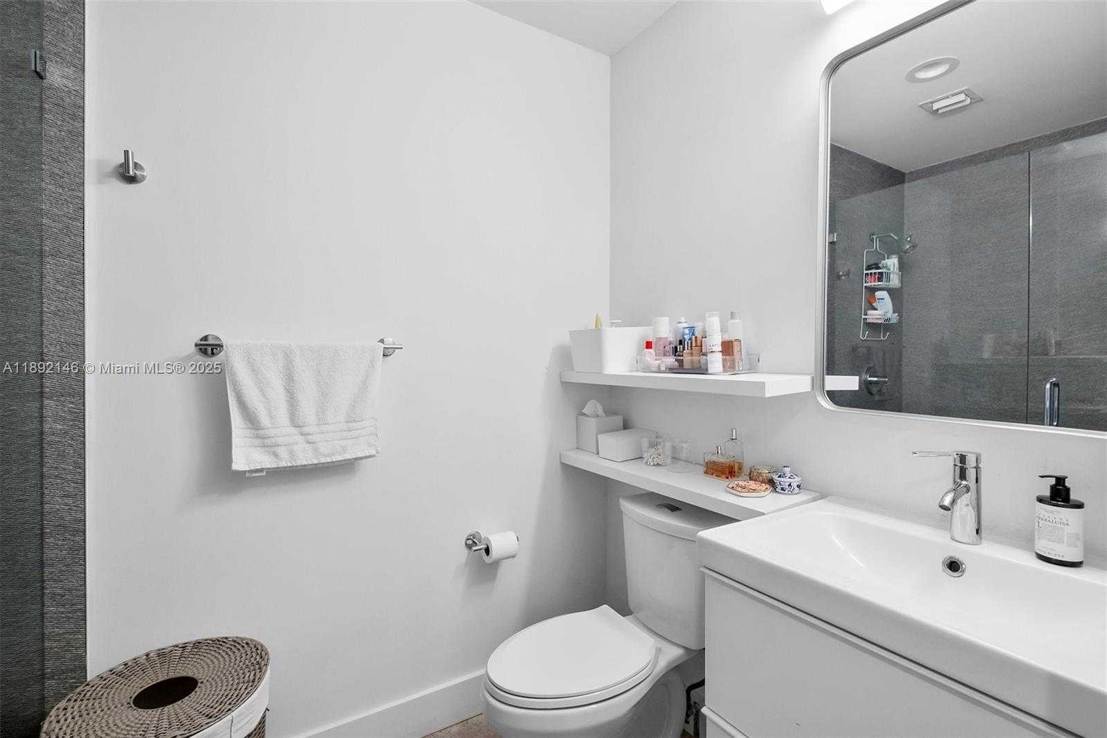 Small Image of 1525 MANTUA AVE, Coral Gables Number 18