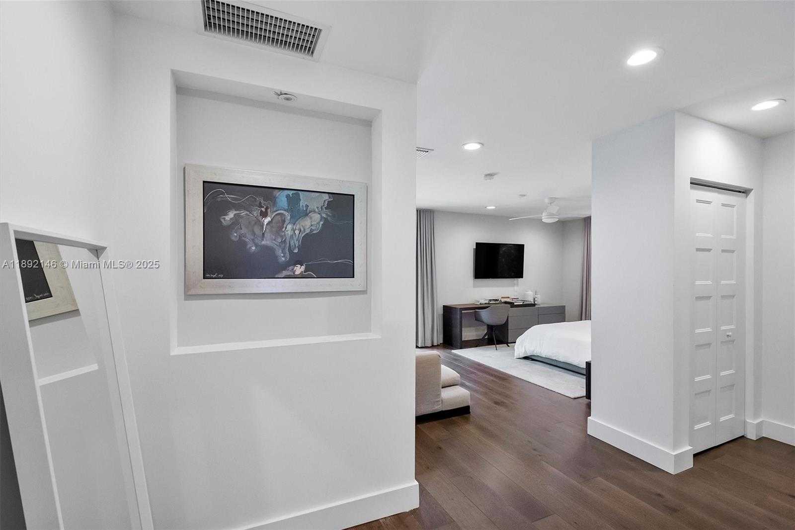 Small Image of 1525 MANTUA AVE, Coral Gables Number 20