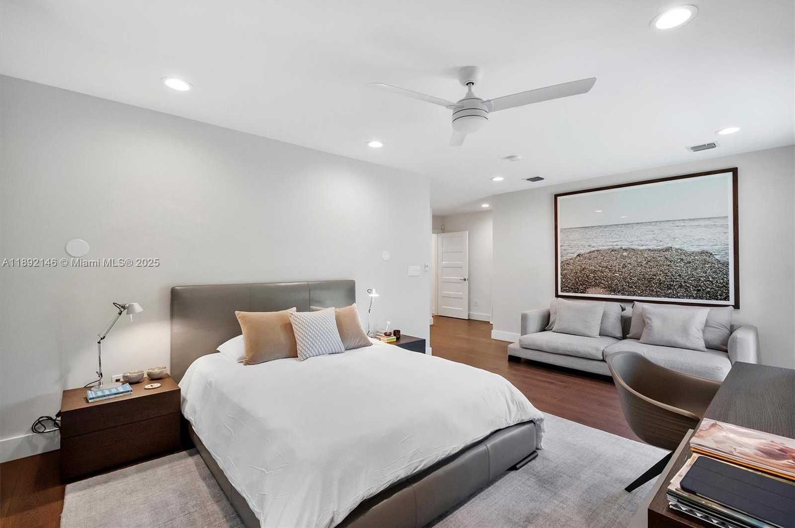 Small Image of 1525 MANTUA AVE, Coral Gables Number 23