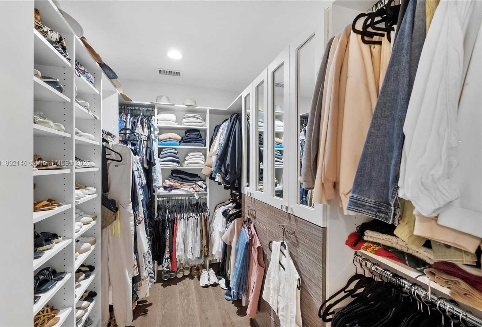 Small Image of 1525 MANTUA AVE, Coral Gables Number 24