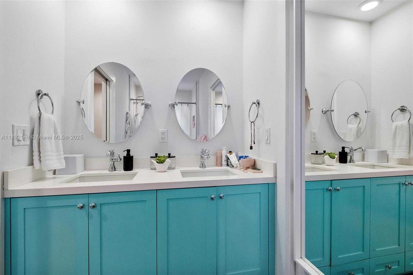 Small Image of 1525 MANTUA AVE, Coral Gables Number 28